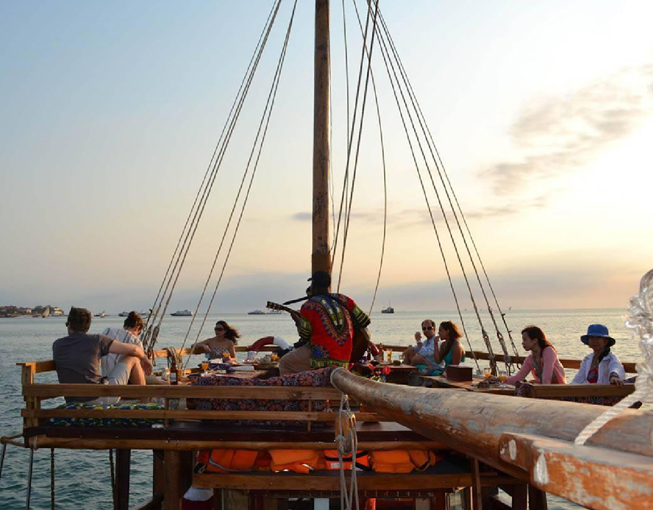 Zanzibar Dhow Sunset Cruise in Nungwi/Kendwa